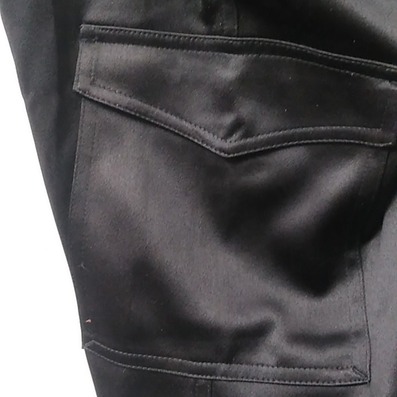 Chico's Satin Cargo Ankle Pants, Black, Size 0P, NWT - Picture 6 of 8